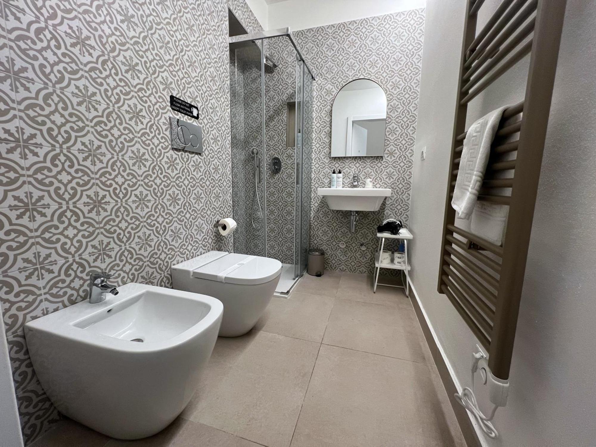 Mercadante Suite Central City Милан Экстерьер фото